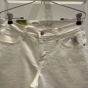 Old Navy Sweetheart White Capri Jeans